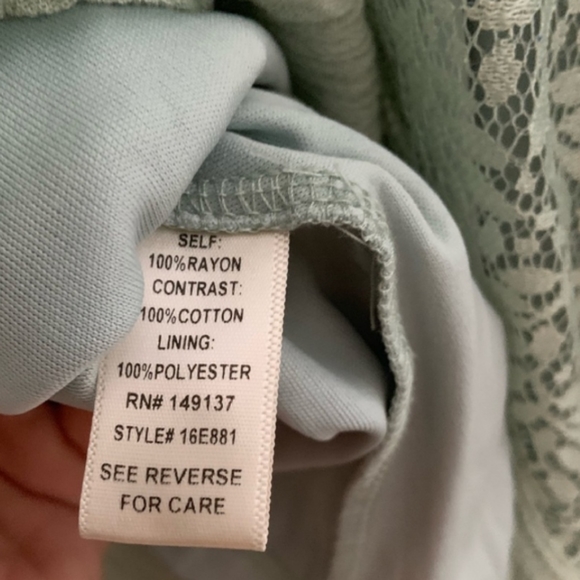 Dress - Picture 3 of 5